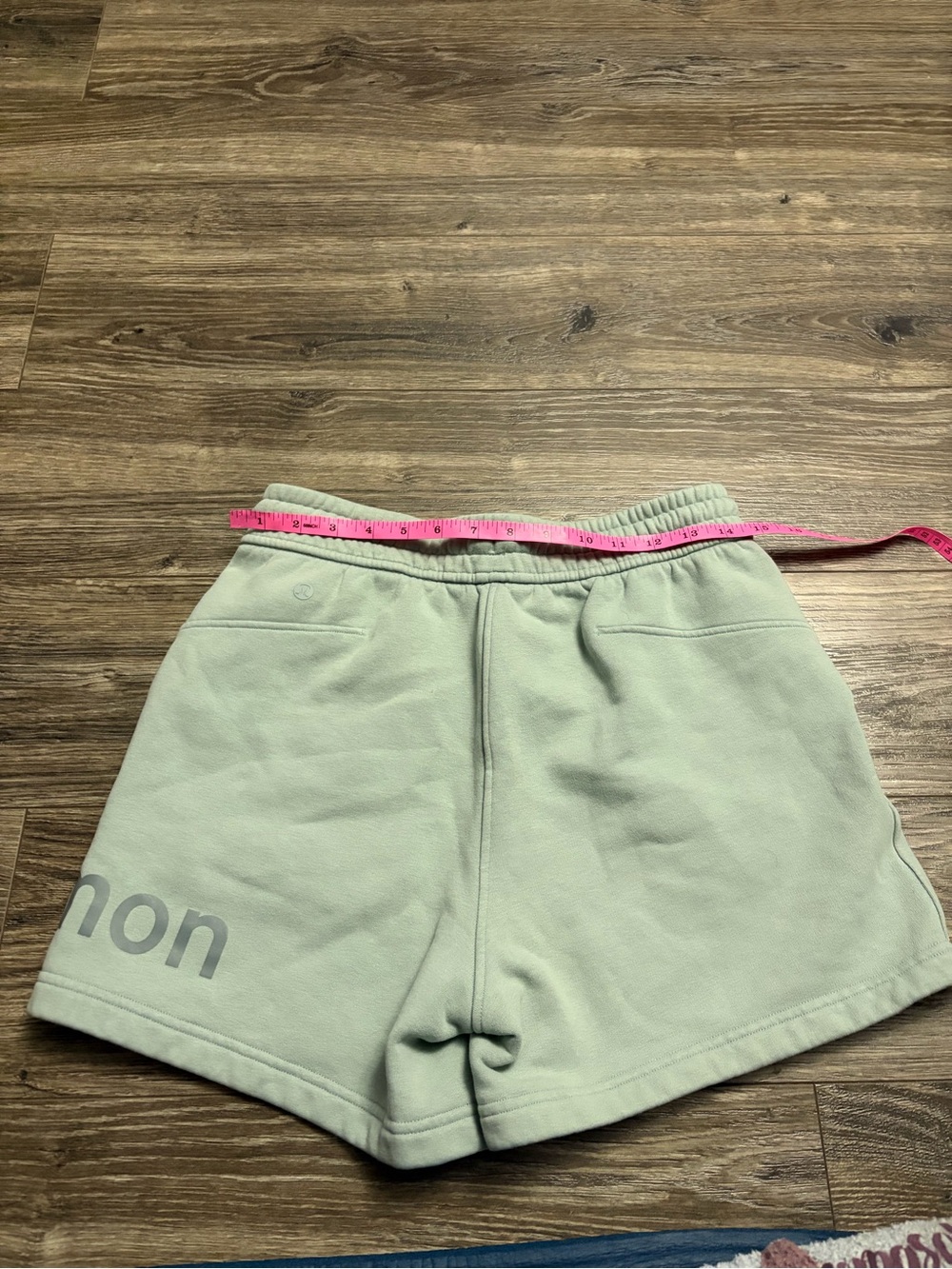 Lululemon Loungeful High-Rise Short 4" *Graphic (Silver Blue) Size 6 - Picture 9 of 10